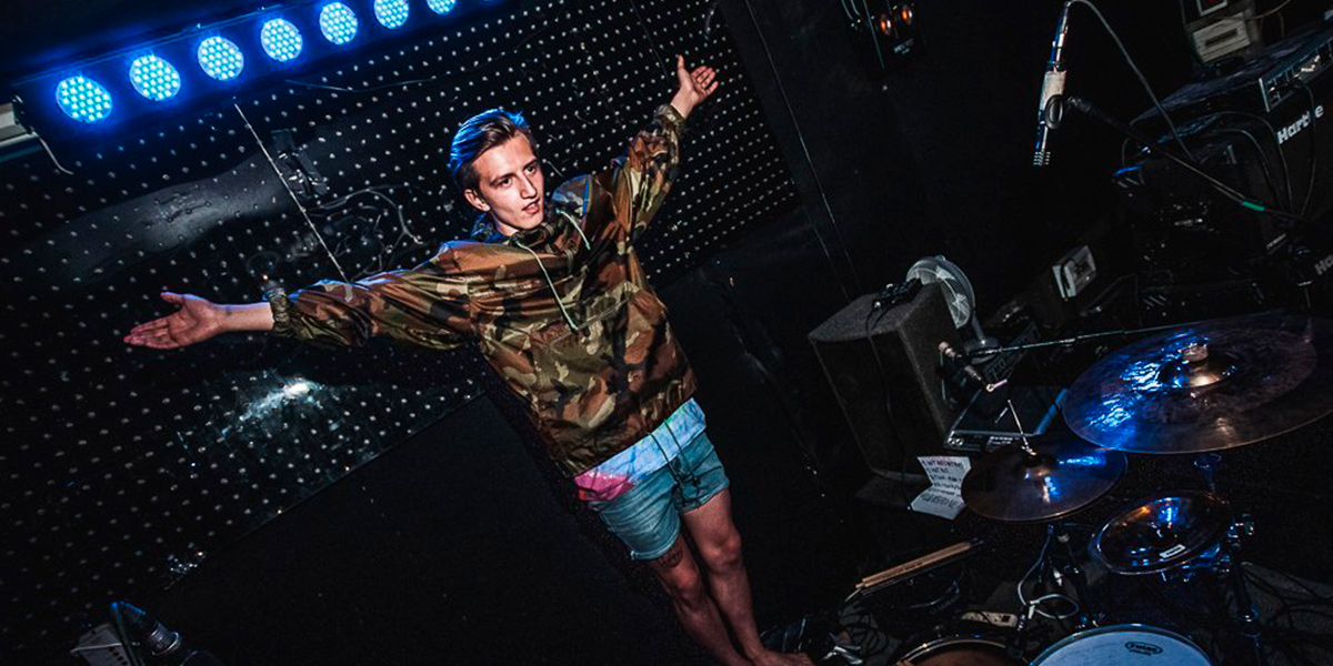 Из фаната в кумиры: история владимирского экстрим-барабанщика