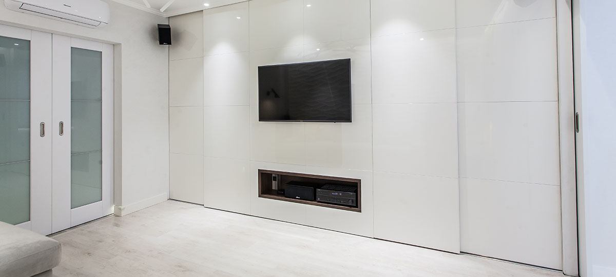 Интерьер недели: Белоснежный минимализм в дизайне владимирской квартиры