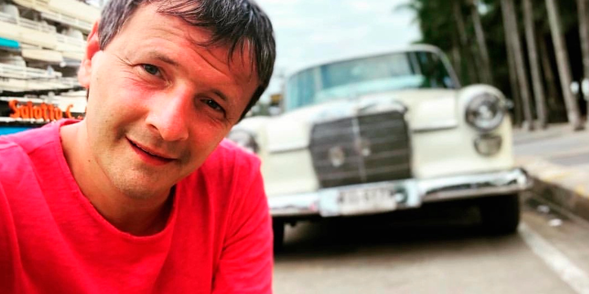 Rolls-Royce, ретро-Porsche и «луноход» — восстановленные олдтаймеры суздальского реставратора