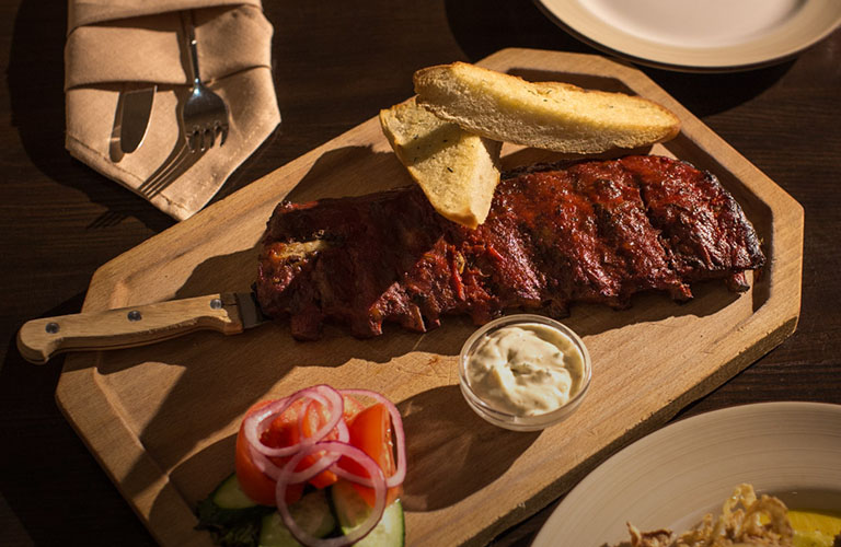 Блогеры устроили аутентичный инста-ужин по-чешски