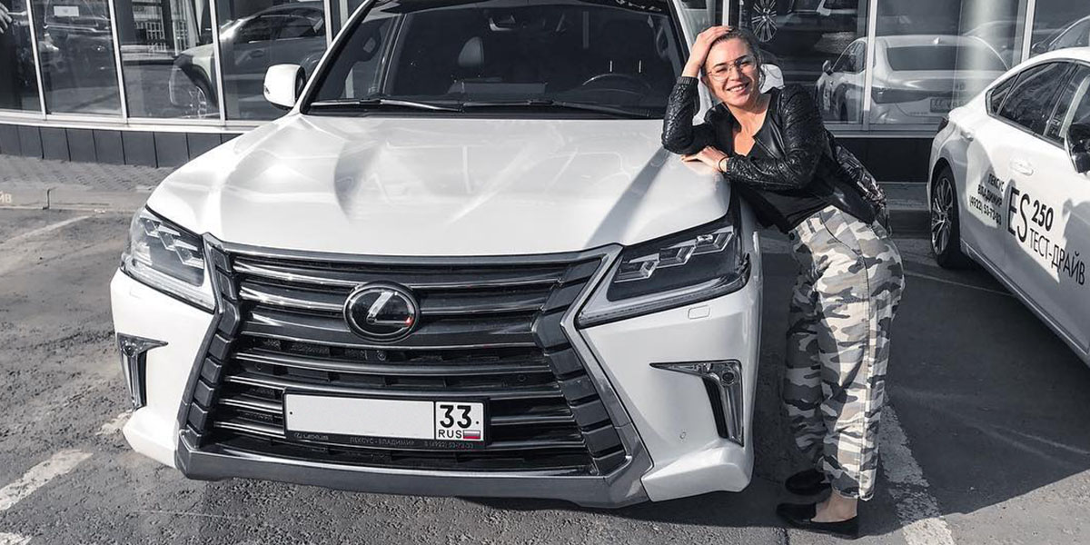 Краудфандинг по-владимирски. А на что ты готов ради «Лексуса»?