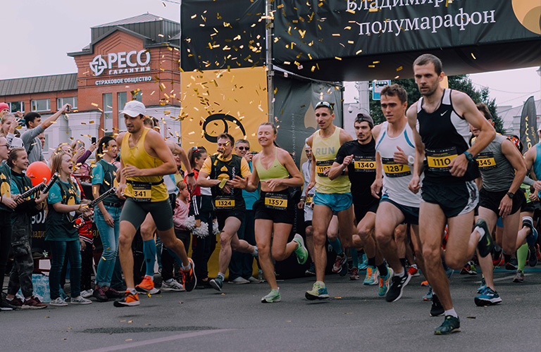  Забег по владимирским холмам: III полумарафон «Золотые ворота»