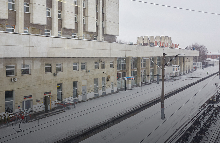 Это не муляж. Авторитетные архитекторы объяснили, почему так важно сохранить фасад ж/д вокзала