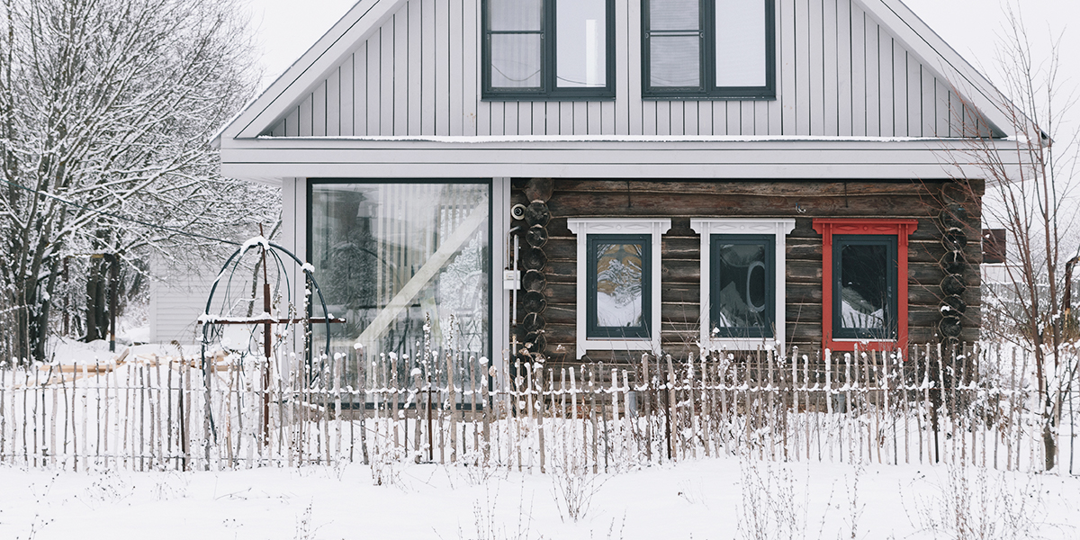 Новый Суздаль? Баня по проекту японского архитектора, дом «Липа» из старой избы и арт-объекты в селе Менчаково