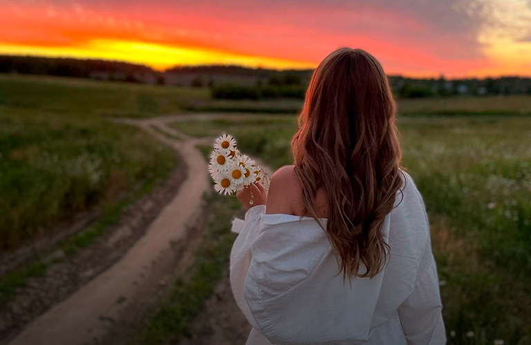 Ушли в июльский закат. Владимирцы в лучах утомленного солнца
