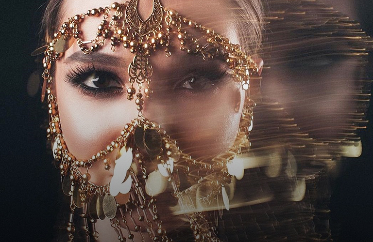 От сеток с шипами до цепей как у наложниц «султанского цветника» на лицах владимирцев