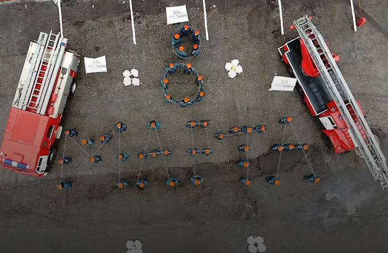 Перформанс, поцелуи и цветы: владимирцы готовятся к 8 марта