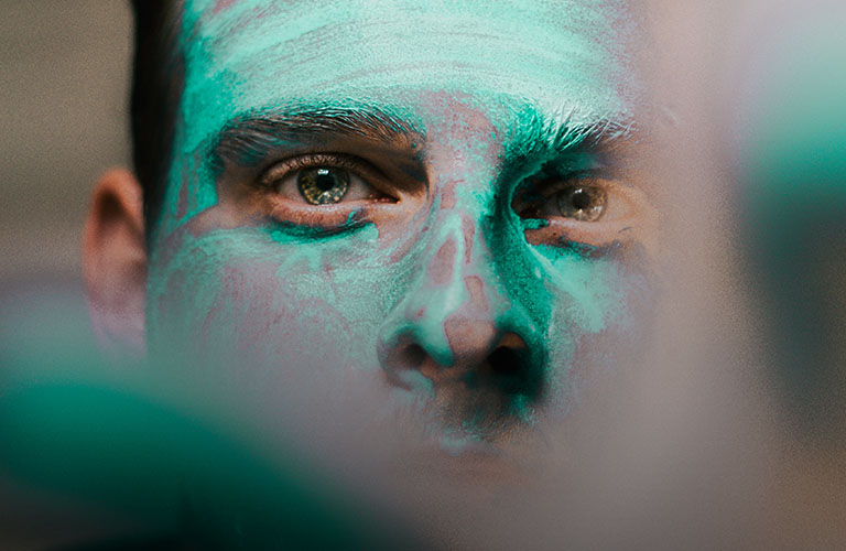 Женские бьюти-средства, которые подойдут и мужчинам