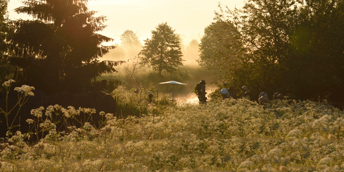 Какой населенный пункт получил 200 тысяч рублей и был признан самым красивым в области?