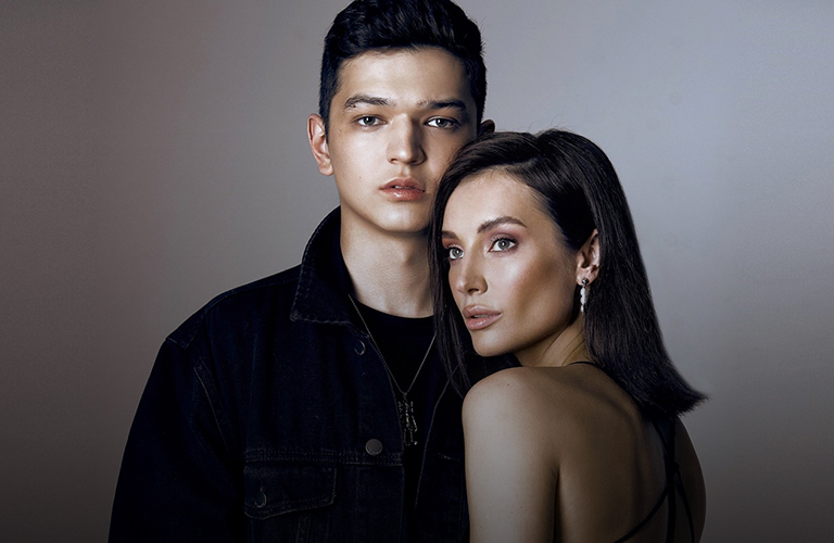 Вокзал для двоих. Выпускники «Голоса» Ольга Задонская и Akmal’ перенесут нас в 50-е годы