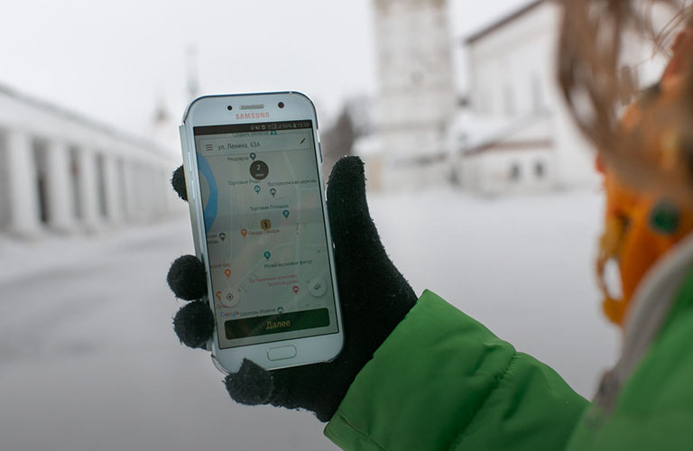 Домчать на машине или даже карете: Тест-драйв онлайн-такси Ixat