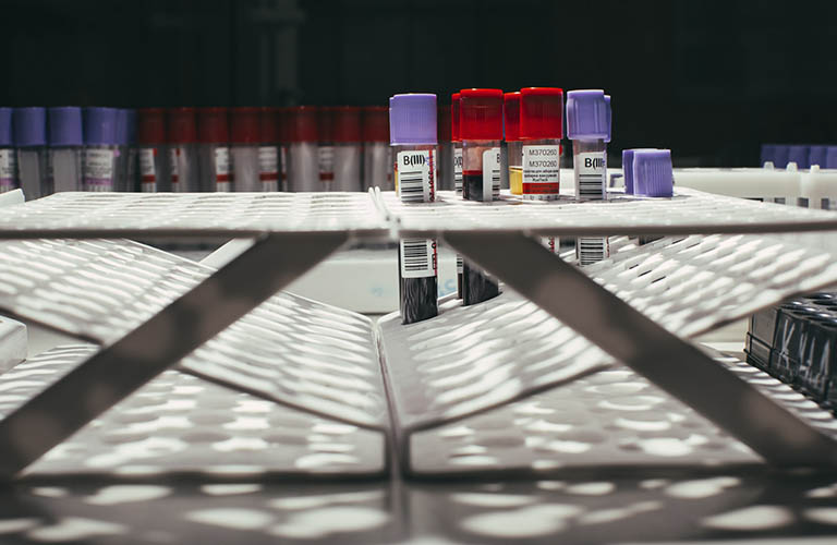 «Сюда приходят самые здоровые». Как прошел День донора на самоизоляции