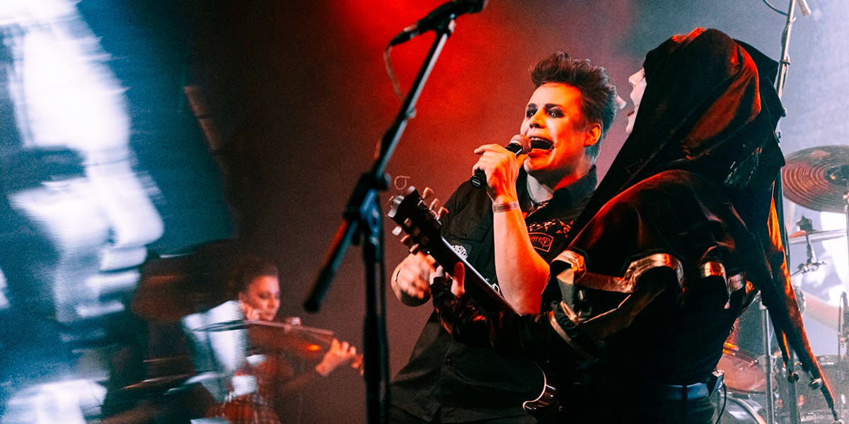 Мрачные истории Михаила Горшенева на концерте живой машины времени во Владимире