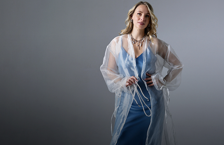 Деловой гардероб владимирского психолога Людмилы Мунтеану в трех стильных плоскостях