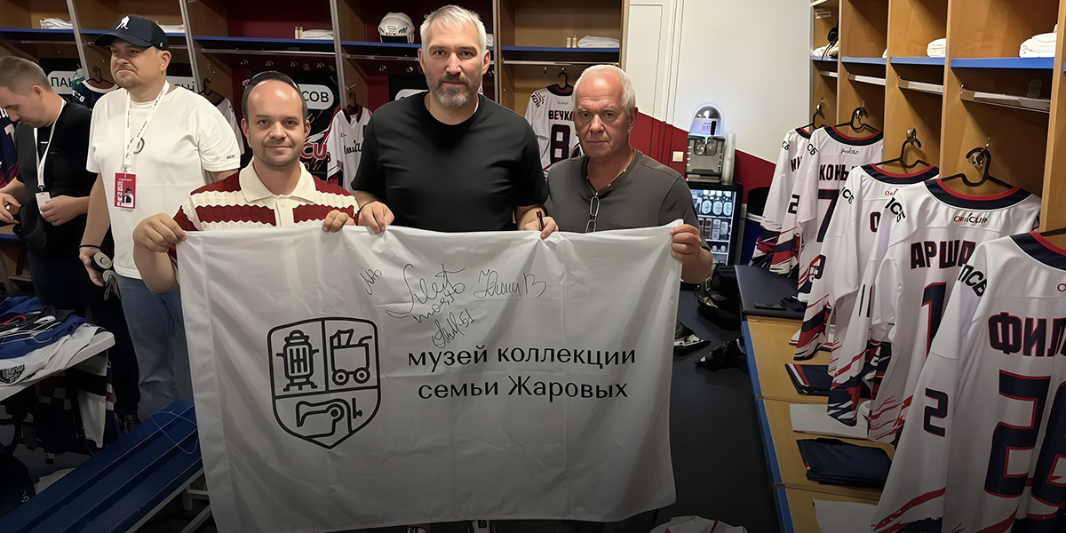 Подарили стол, делают трон. Суздальские мастера лично встретились с хоккеистом Александром Овечкиным