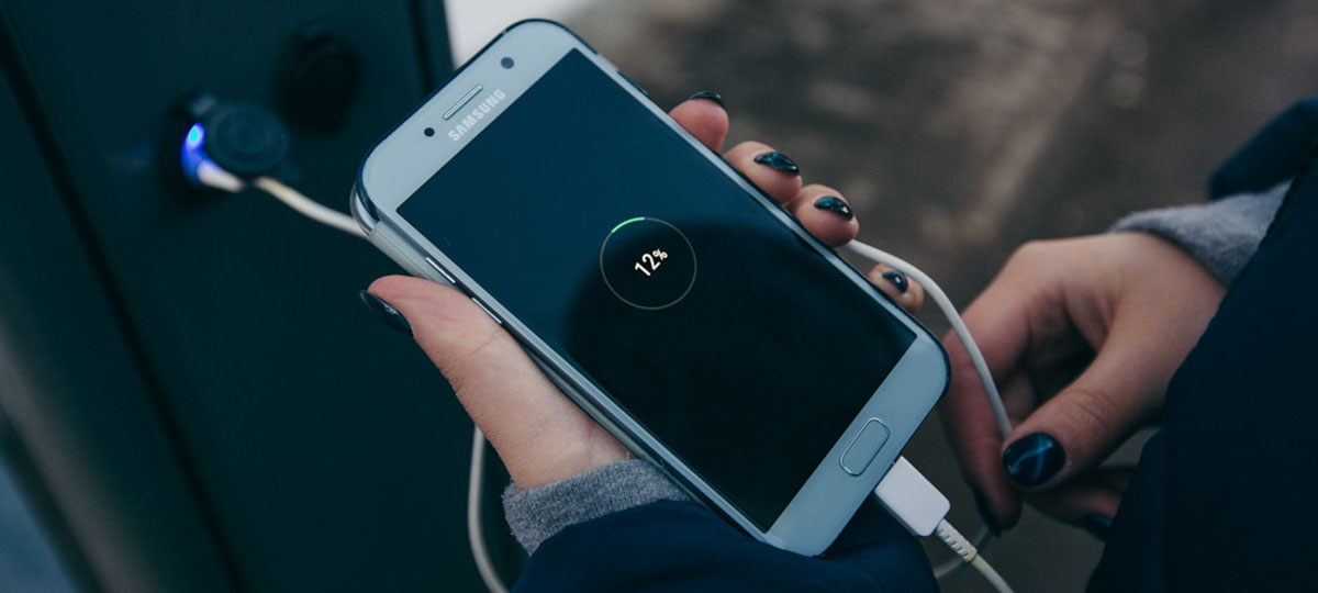 Не хуже, чем в столице! Во Владимире теперь есть остановка с USB-портами