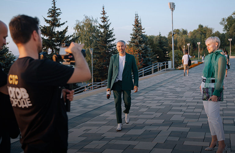 Героиней мейковер-шоу «Рогов в городе» стала суздальская модель-пацанка