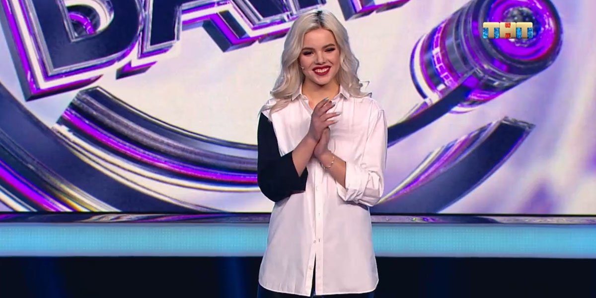 Софья Лобанова в финале “Comedy Баттл”. Чего добилась блондинка из Владимира?