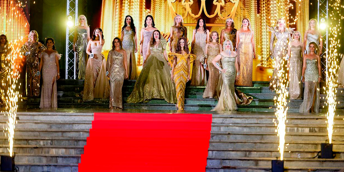 Шесть корон и признание — владимирские красотки добились триумфа на конкурсе в Крыму