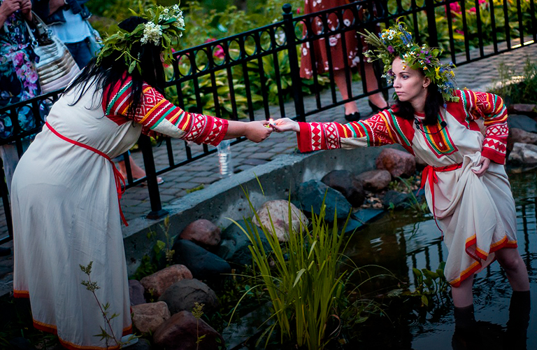 Три обряда, которые точно стоит совершить в ночь на Ивана Купалу