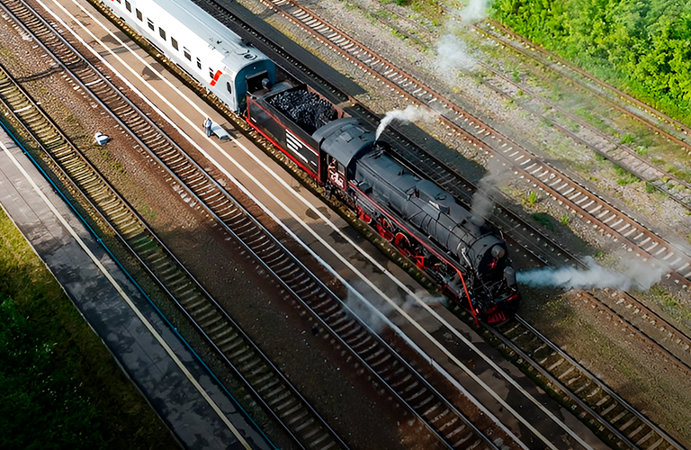 В столицу хрусталя на поезде с паровой тягой — в регионе запускают железнодорожный ретромаршрут