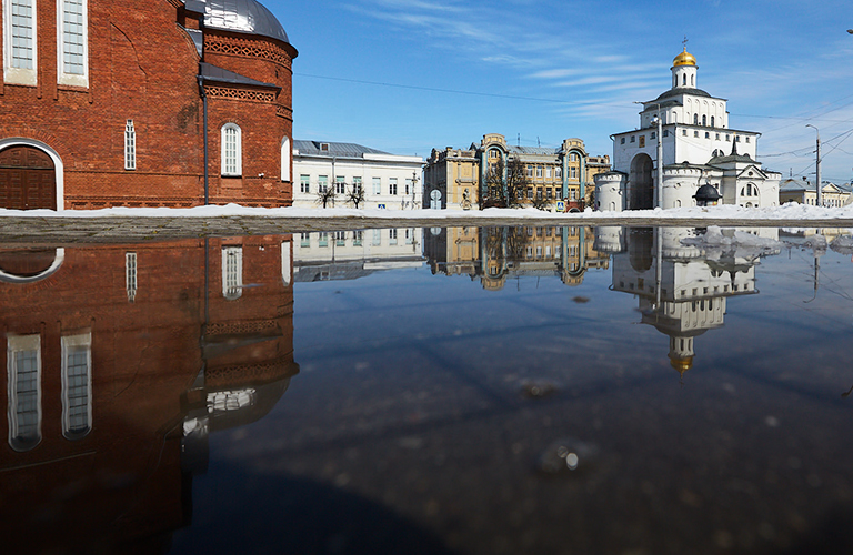 Полеты на дирижабле и теплые общественные туалеты: чего не хватает Владимирской области?