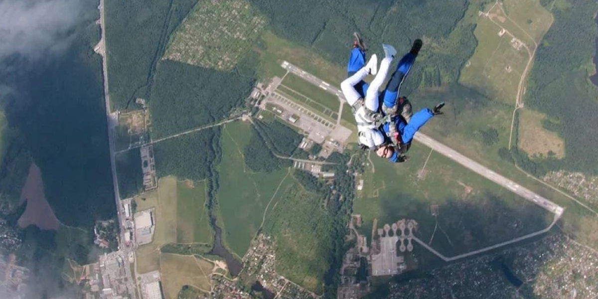 «Зеленый марафон», «танец скорпиона», прыжок с парашютом: активные выходные владимирцев