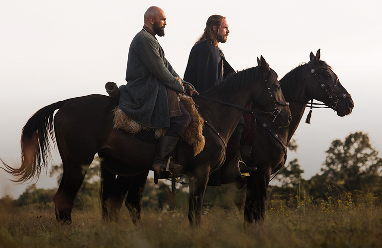 Кожаные доспехи, князь-оборванец и кривая лексика: явные ляпы сериала об Андрее Боголюбском