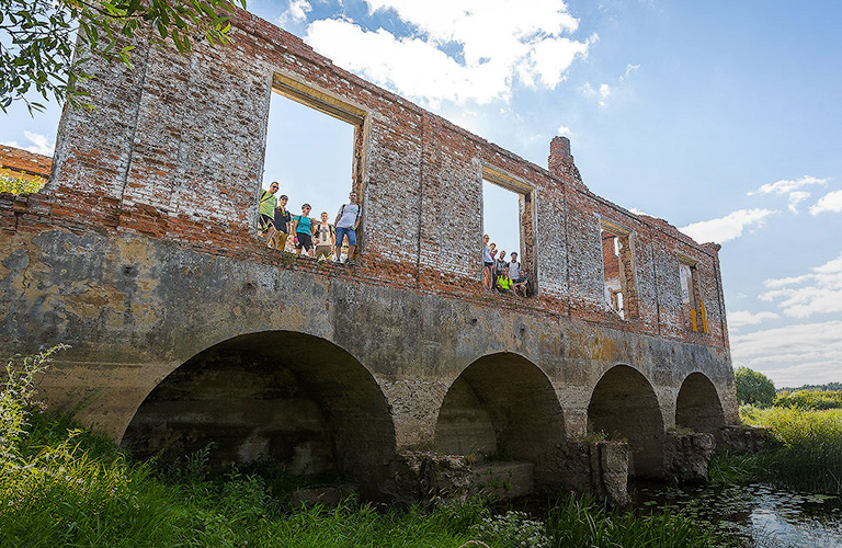 3 заброшки в окрестностях Владимира, до которых легко доехать на велосипеде