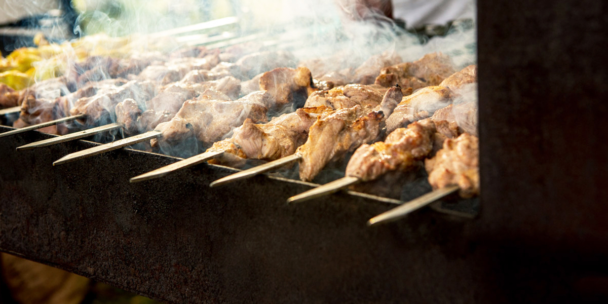 Секрет идеального блюда на мангале, или Готовим шашлык, который одобрит сам Константин Ивлев