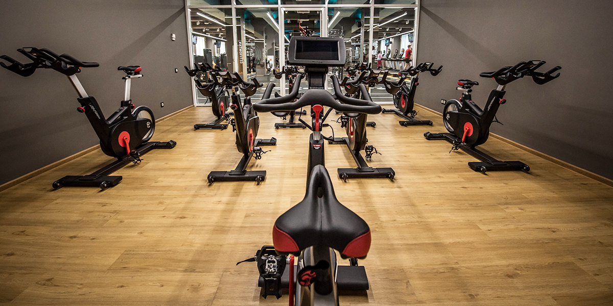 Мотивирующая соцсеть и виртуальные тренировки — кибернововведения фитнес-клуба «Атмосфера»