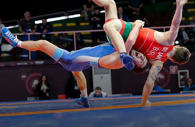 Две золотые медали на домашнем чемпионате России по греко-римской борьбе!