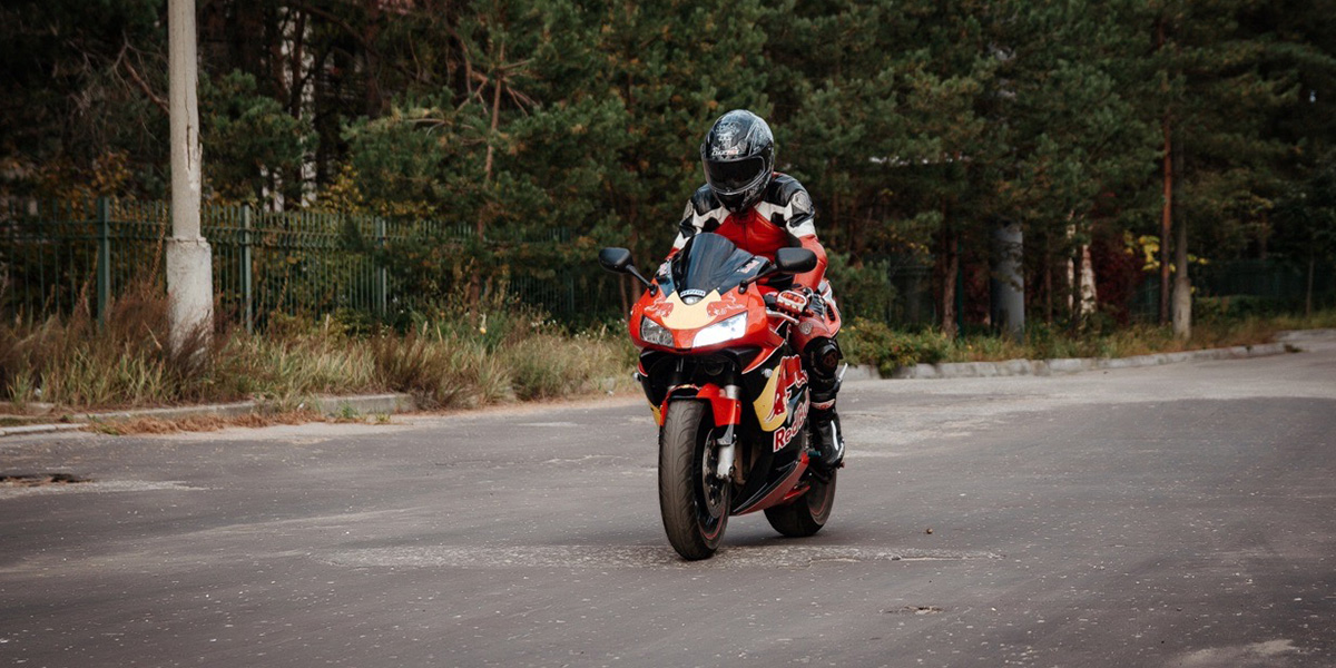 Олдскул-рэп от байкера-музыканта