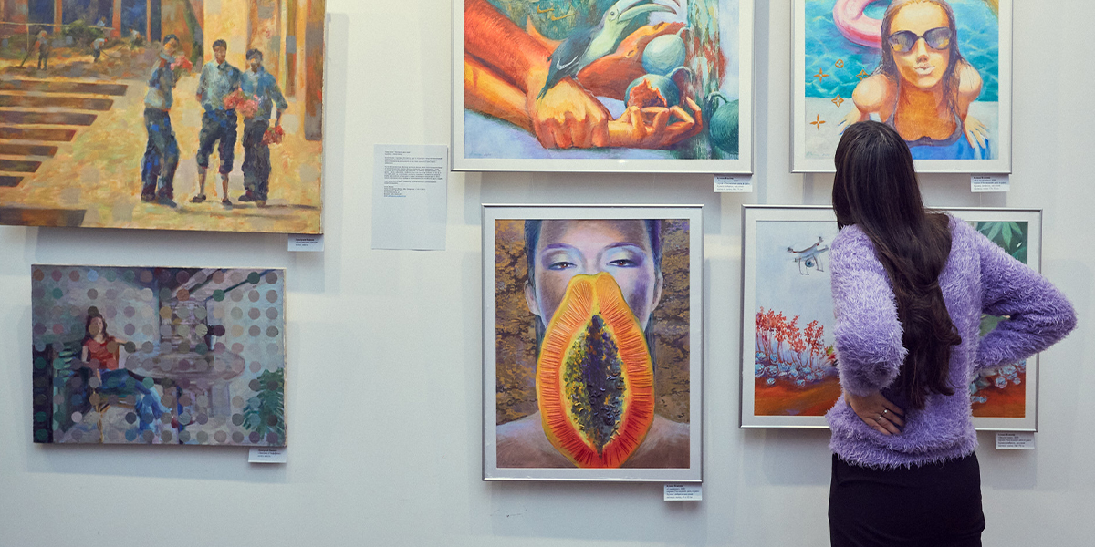 Виртуальное искусство пришло во Владимир, или Вернисаж с QR-кодами