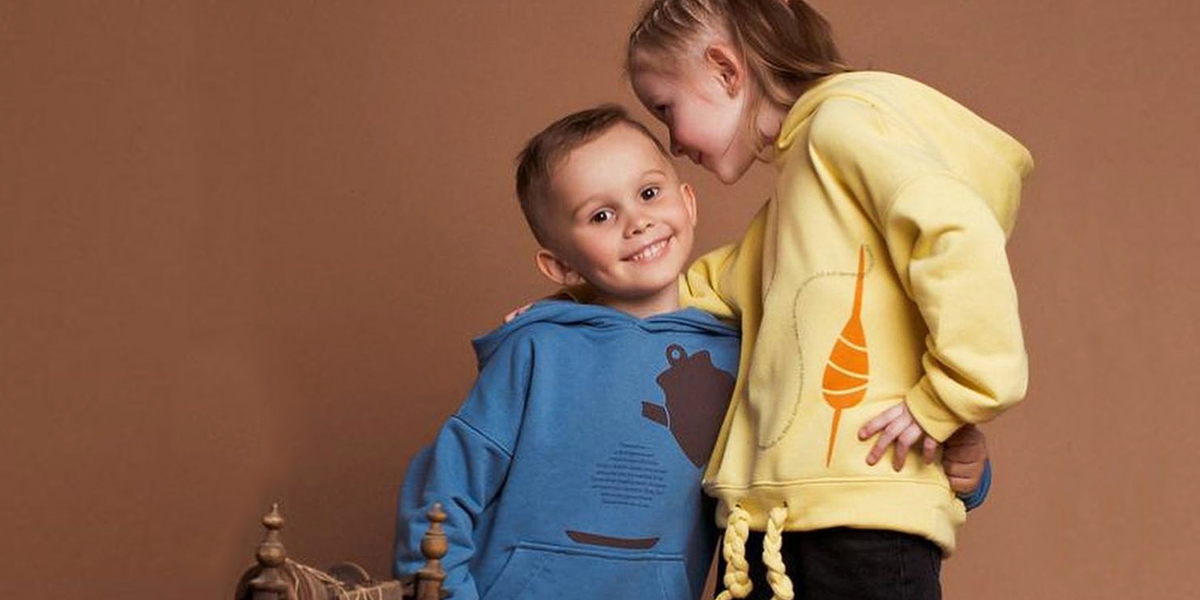 Переосмысление древнерусских «гаджетов» в современных нарядах: коллекция «Для почитателей одежды»