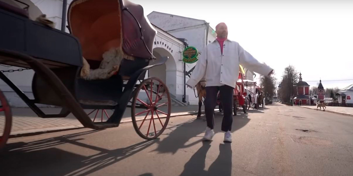 «Рогов в Городище», или Фэшн-шоу в Суздале с коровами и боярами