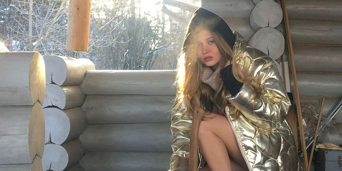 «Анти-тревел» в Ейске: наша «Поля из деревки» парилась в бане у местной тиктокерши