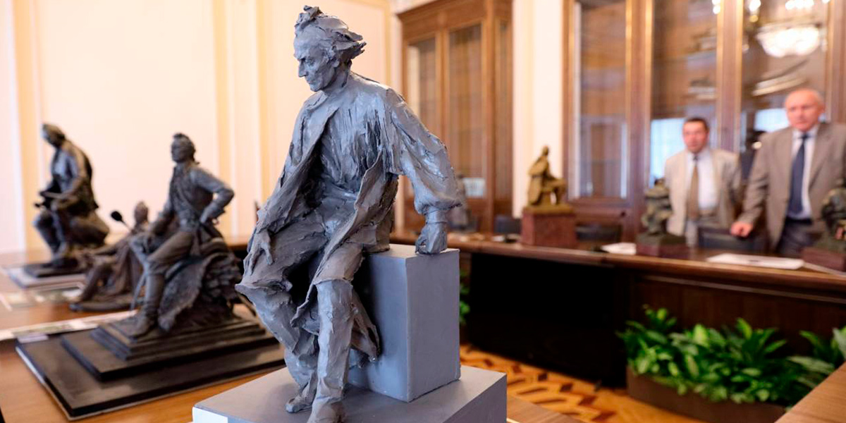 Во Владимирской области установили памятник Суворову