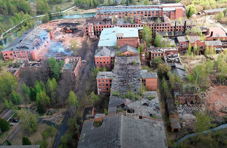 Фрески, музейные лестницы и бомбоубежище: что осталось от текстильного гиганта в Карабанове?