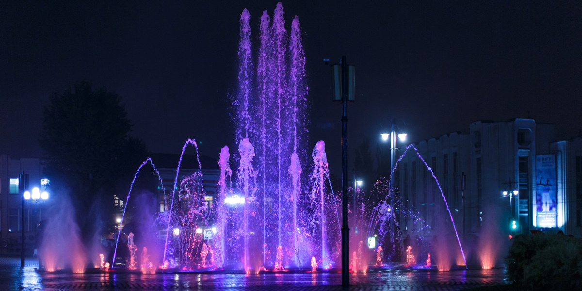 Когда перестанут работать фонтаны и сменится ли плейлист на Театралке