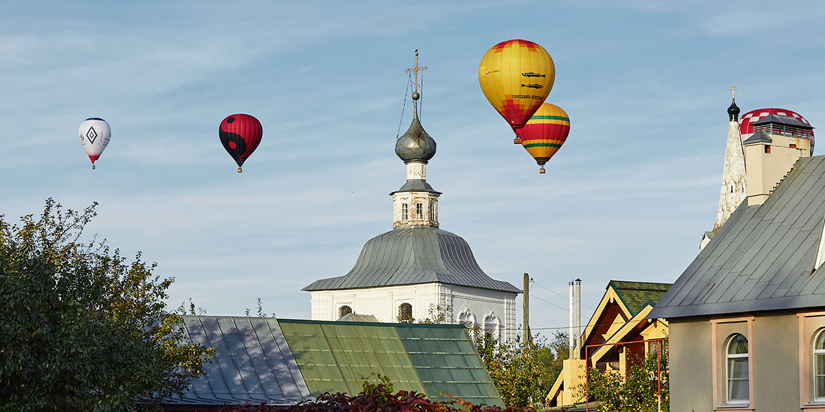 «Это страшно… красиво!» В Суздале завершился трехдневный фестиваль воздухоплавания