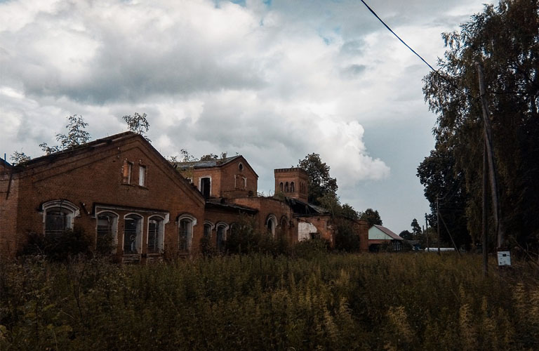 Тур выходного дня: Замок с разрушенной башней