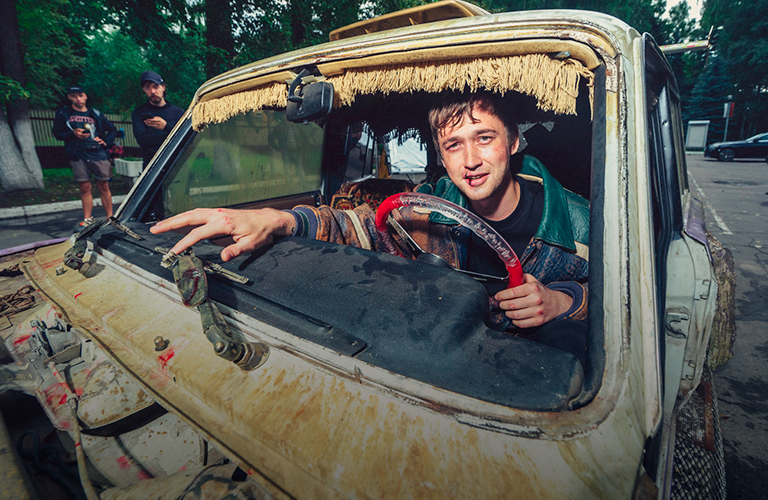 «Лада Голд» вместо «Слова пацана»: треки кольчугинских ребят прозвучали в трех сериалах