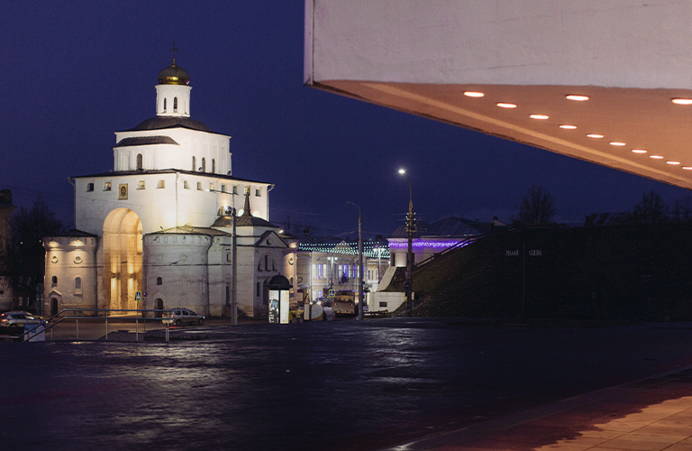 Краеугольные камни: что будет с Золотыми воротами и другими памятниками