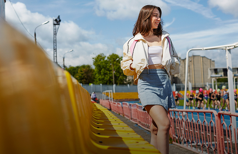 Спортивный кежуал и городской шик в знойных образах хореографа Екатерины Мельниковой