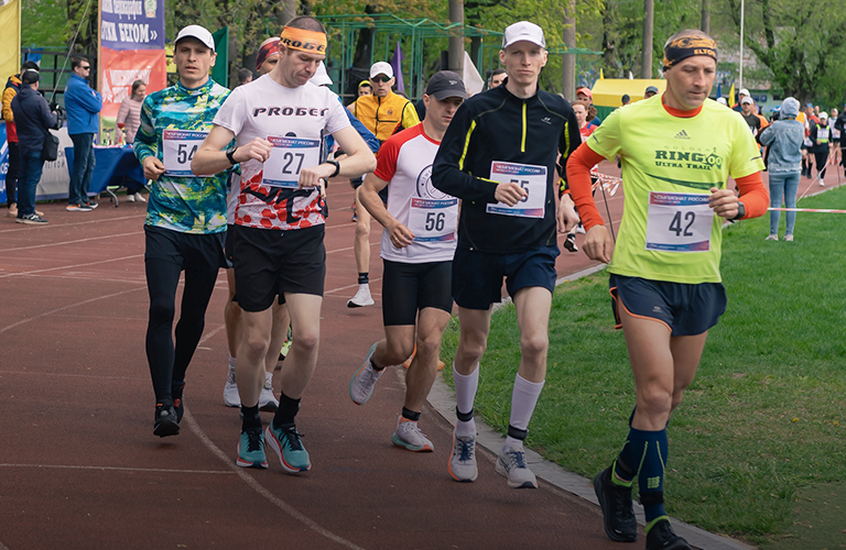 Минус 5 кг за 24 часа! Владимирский спортсмен принял участие в чемпионате России по суточному бегу