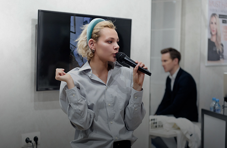 Бьюти-девичник: тренды, бренды и разговоры о красоте