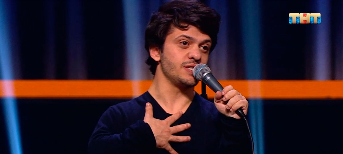 Владимирский комик теперь официальный участник стендап-шоу “Открытый микрофон”