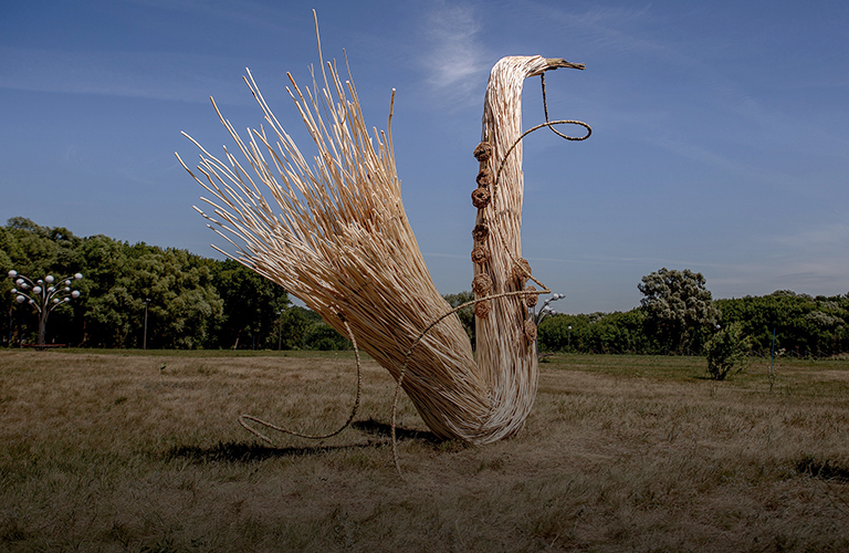 Саксофон из веток ивы в Муслюмово и фестиваль ленд-арта во Владимире