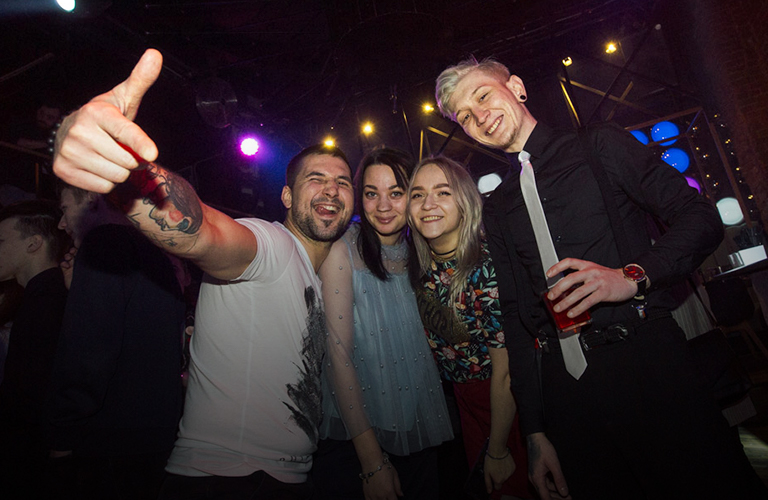 Ушла эпоха: воспоминания диджея Алекса Кокса о культовых клубах Владимира